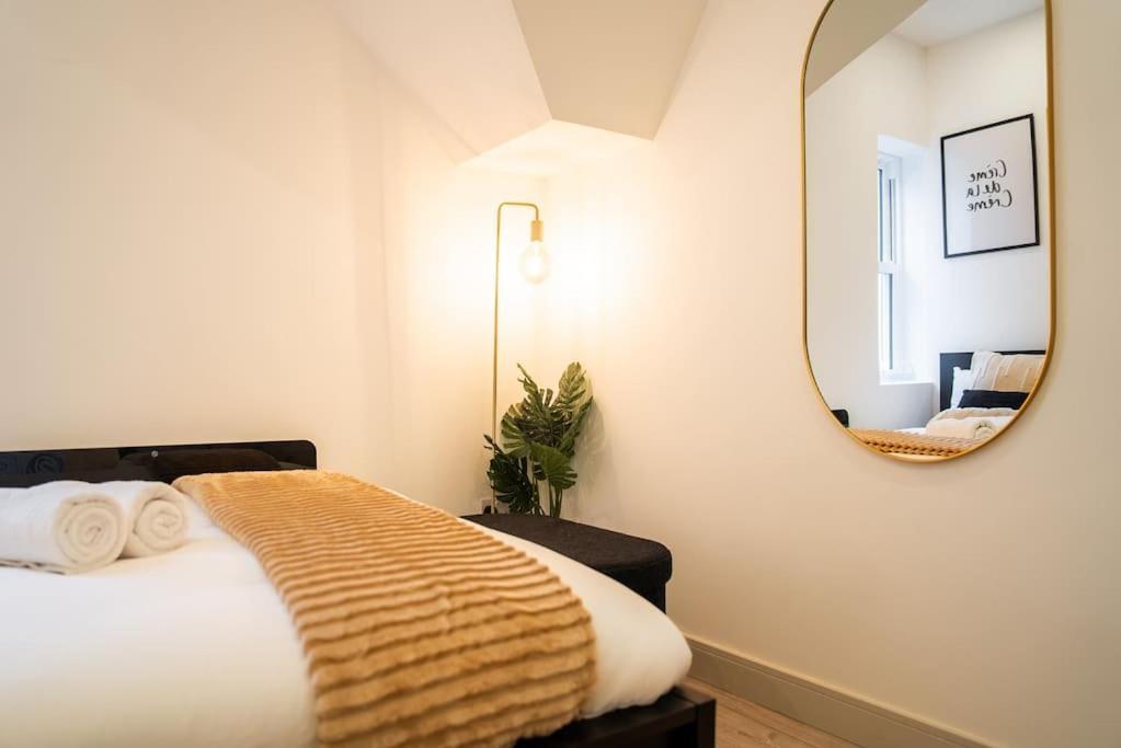 Five Star Boutique Studio Flat In Лондон Экстерьер фото